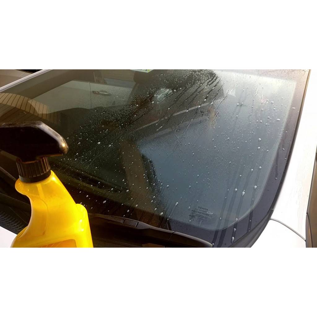 Formula 1 Glass Cleaner with Rain Repellant (24oz)