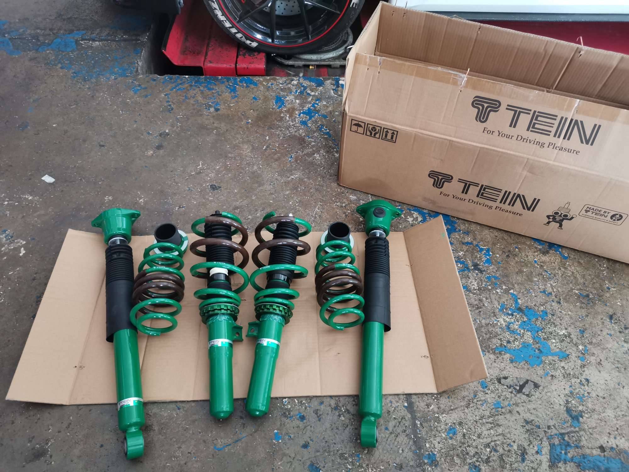 Honda Civic FC 16+ TEIN Street Advance Z Adjustable Suspension